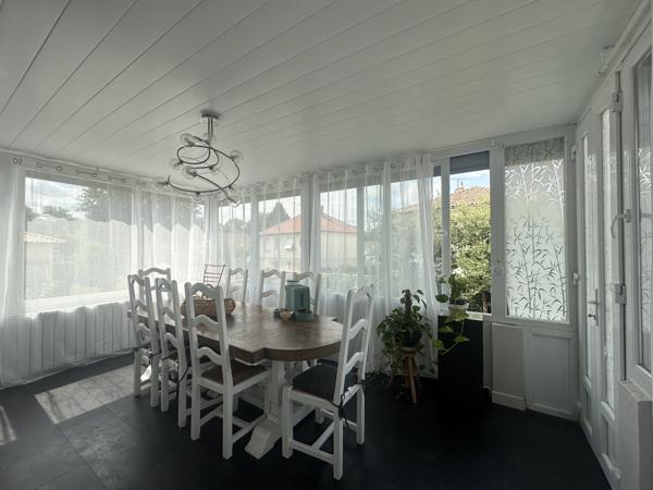 Maison 6 pièce(s) 5 chambre(s) 215 m²