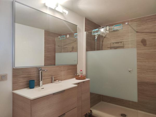 Appartement à VILLEURBANNE, 69100 - 3 pièces 72m²