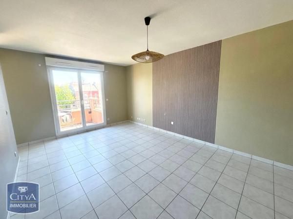 Appartement à louer 2 pièces 47.12m² Louvroil (59720)