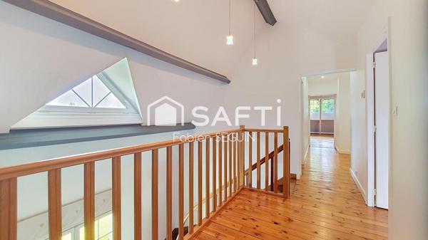 Exceptionnelle propriété de 370 m2 intégralement rénovée !