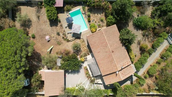 Villa de plain-pied 4 faces avec piscine  -  Terrain constructible et divisible de 2 442 m² -  Sallèles-d'Aude ? Proche Narbonne