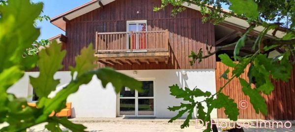 Bien immobilier à vendre 16 pièces de 526 m²