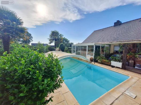 Maison à vendre à Hédé Bazouges en Ille-et-Vilaine (35630), ref : 020/526   
HEDE- campagne