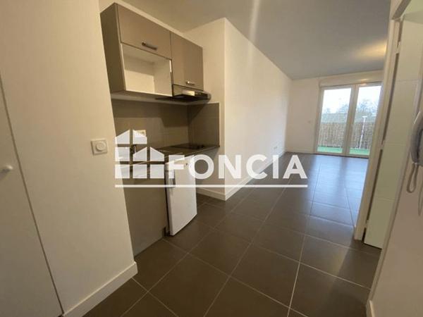 Location Studio 29.45 m² - 24 RUE JEAN PERRIN La Rochelle 17000