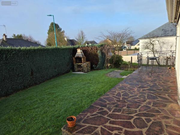 Pavillon à vendre à Saint-Baudelle en Mayenne (53100), ref : 53075/FC50A