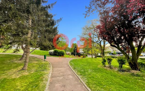 Appartement à vendre    5 pièces • 103,81 m2 Livry-Gargan