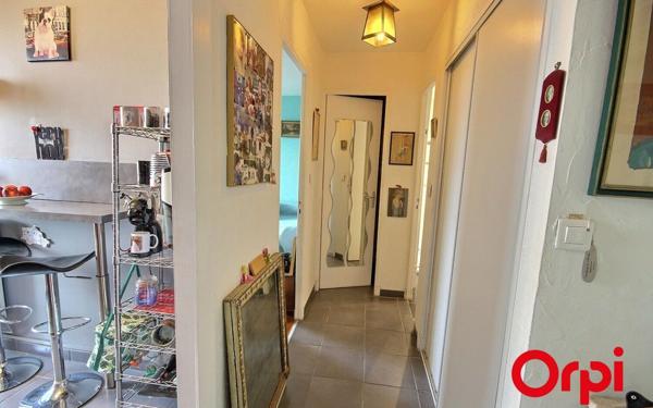 Appartement à vendre    3 pièces • 51 m2 Marseille 12