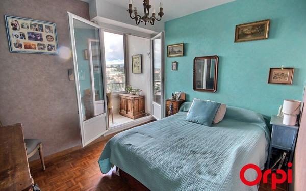 Appartement à vendre    3 pièces • 51 m2 Marseille 12