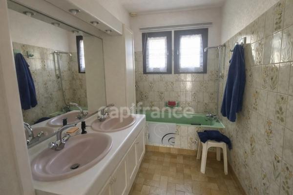 🏡 Maison semi plain-pied dans un village au calme proche VERNON