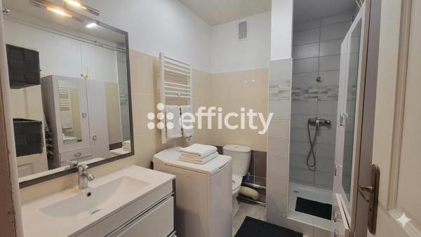 Appartement
         2 pièces
        - 30 m² Exclusivité 95 000 € *