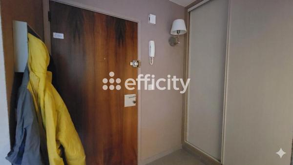 Appartement
         2 pièces
        - 30 m² Exclusivité 95 000 € *