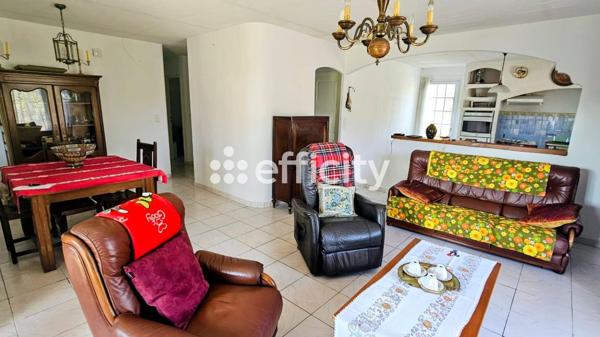 Maison
         5 pièces
        - 138 m²
