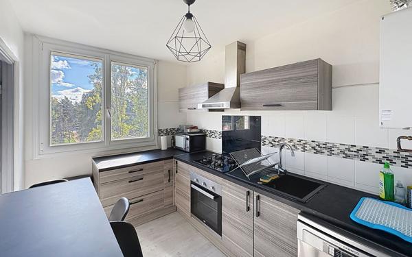 Appartement à louer    5 pièces •  Pau