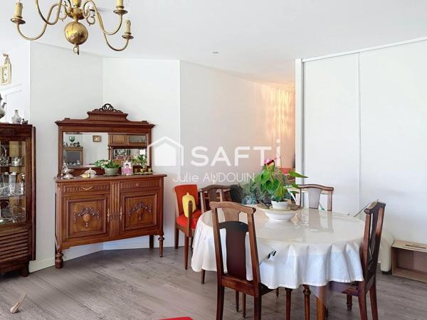 Pavillon récent situé à Cozes