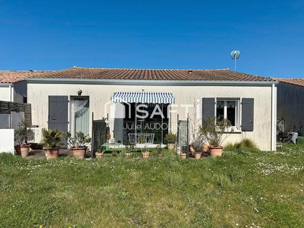 Pavillon récent situé à Cozes