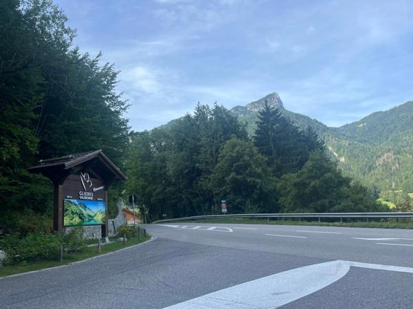 PETIT BORNAND (74) RARE À LA VENTE – Terrain à batir de 1 336 m² avec Vue Panoramique