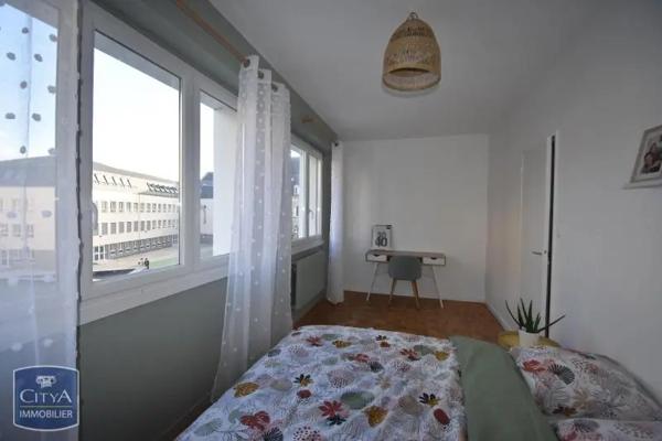 Appartement à louer 2 pièces 54.89m²