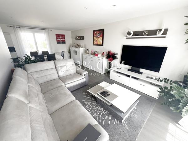 Maison
                                                                                                                                                                                                                                                                                                                        6 pièce(s)                                                                                                                                                                                                          3 chambre(s)                                                                                                                                                                                                          150  m²