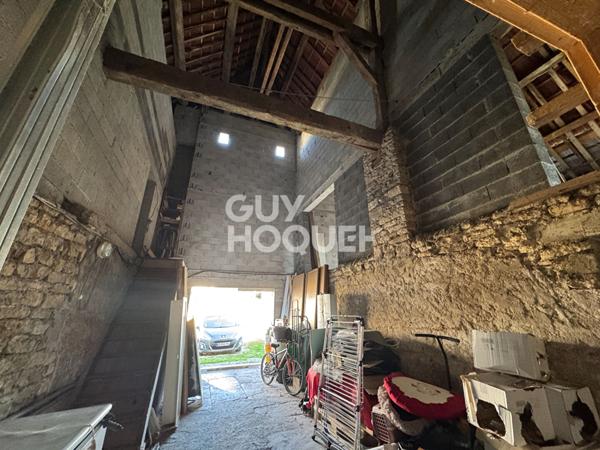 Maison Pouilley Francais 5 pièce(s) 220 m2