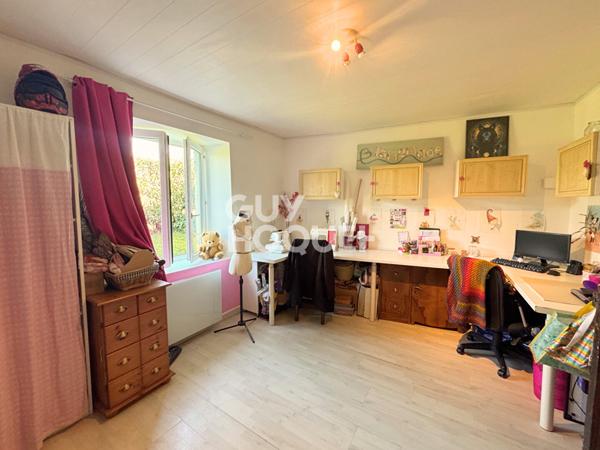 Maison Pouilley Francais 5 pièce(s) 220 m2