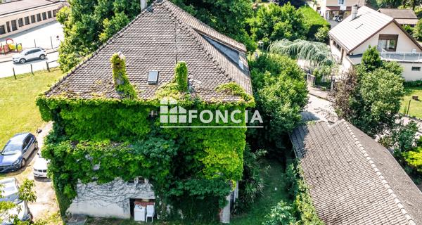 À vendre Maison 9 pièces 260 m² - Bons-en-chablais 74890