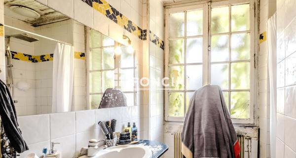 À vendre Maison 9 pièces 260 m² - Bons-en-chablais 74890
