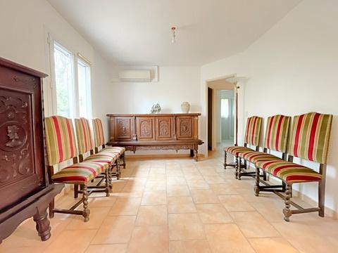 Maison 8 pièces - 116 m²