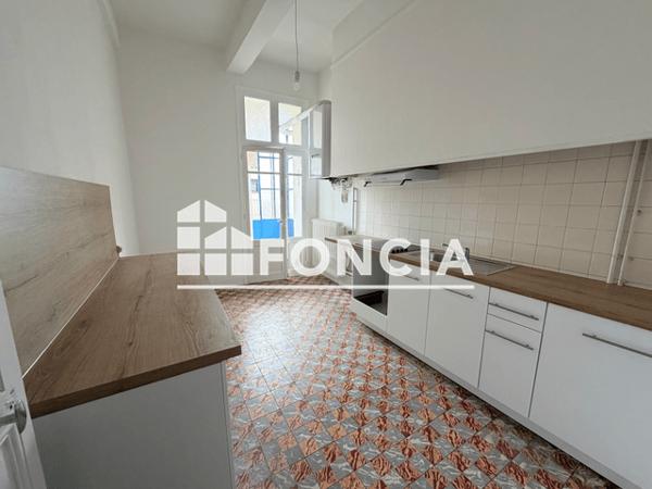 Location Appartement 4 pièces 119.9 m² - 4 RUE BOIELDIEU Beziers 34500