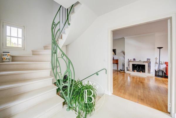 Versailles, Maison 6 Chambres -  271 m² à vendre