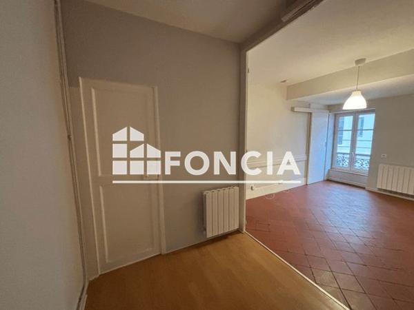 Location Studio 46.4 m² - 10 RUE RENE LEYNAUD Lyon 69001