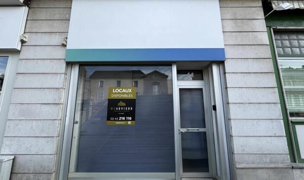 A LOUER : LOCAL COMMERCIAL OU BUREAU D'ENVIRON 22,6 M² - AVENUE BOLLÉE LE MANS (72)