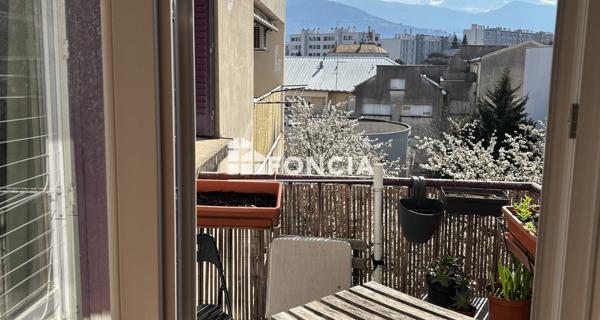 À vendre Appartement 2 pièces 46.77 m² - Grenoble 38100