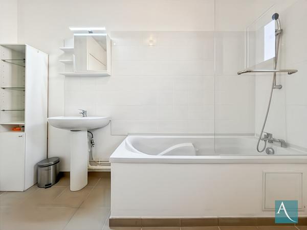 Maison clé en main en petite copro à Saint Germain Les Arpajon 91180