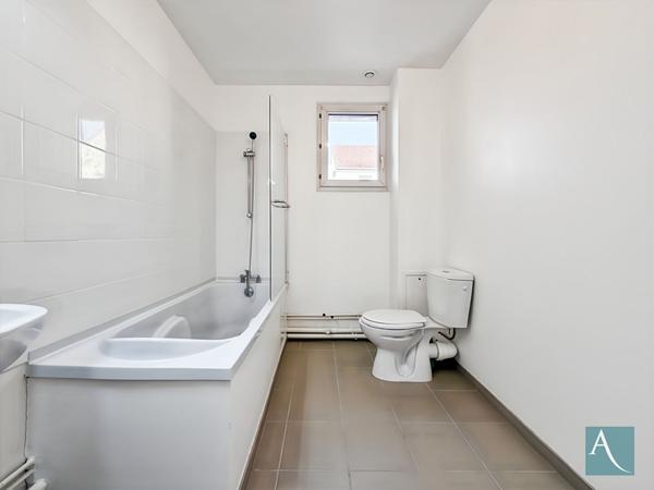 Maison clé en main en petite copro à Saint Germain Les Arpajon 91180