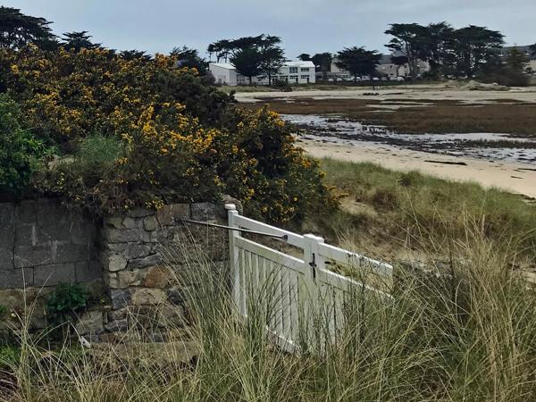 MAISON LES PIEDS DANS L'EAU A ROSCOFF