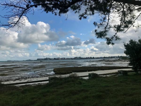 MAISON LES PIEDS DANS L'EAU A ROSCOFF