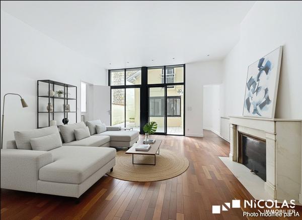 Appartement T3/T4 avec terrasse et parking – Triangle d’Or / Jardin Public