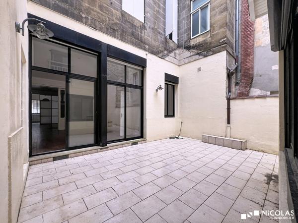 Appartement T3/T4 avec terrasse et parking – Triangle d’Or / Jardin Public