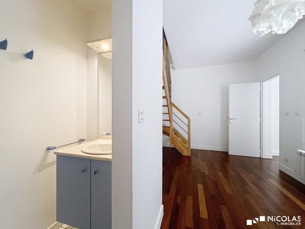 Appartement T3/T4 avec terrasse et parking – Triangle d’Or / Jardin Public