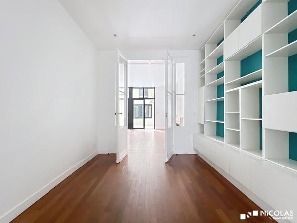 Appartement T3/T4 avec terrasse et parking – Triangle d’Or / Jardin Public