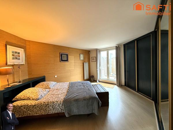 Superbe appartement de 3 pièces en attique disposant de deux terrasses, d'une cave, d'une place de stationnement privée et d'un garage !