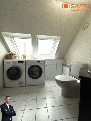 Superbe appartement de 3 pièces en attique disposant de deux terrasses, d'une cave, d'une place de stationnement privée et d'un garage !