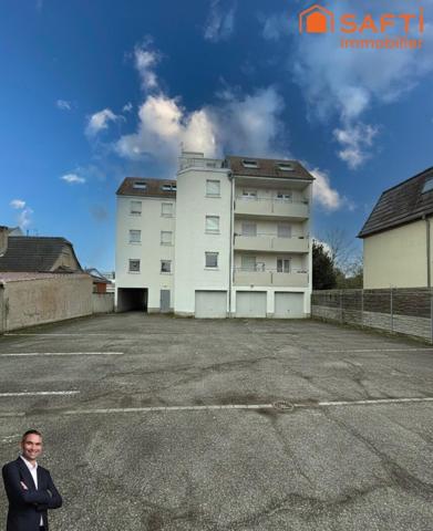 Superbe appartement de 3 pièces en attique disposant de deux terrasses, d'une cave, d'une place de stationnement privée et d'un garage !