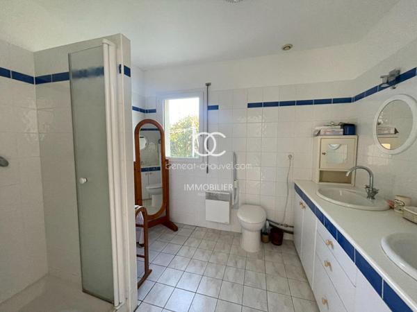 SAINT GILDAS DE RHUYS Maison 8 pièces 197 m²