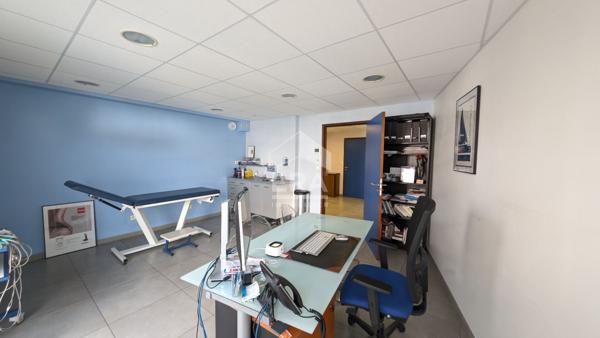 Local d'activité/bureau Toulouse Barrières de Paris / La Vache 100 m2