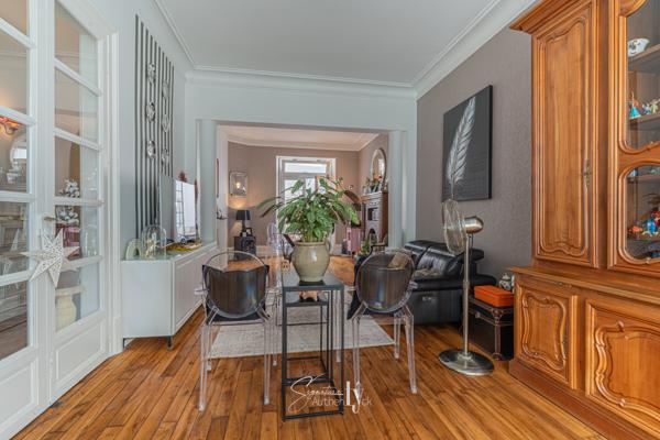 Appartement
         4 pièces
        - 88 m² Exclusivité 282 225 € *