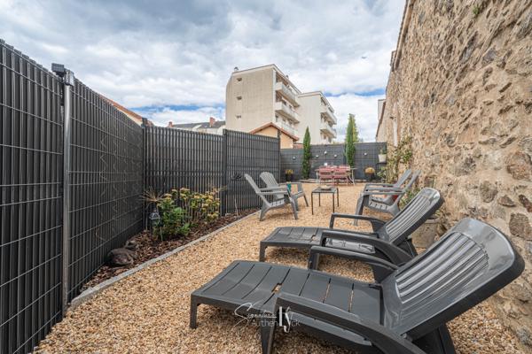 Appartement
         4 pièces
        - 88 m² Exclusivité 282 225 € *