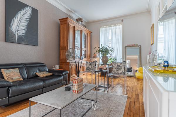 Appartement
         4 pièces
        - 88 m² Exclusivité 282 225 € *
