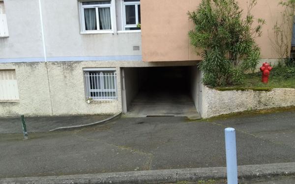 Stationnement à vendre    12 m2 Toulouse