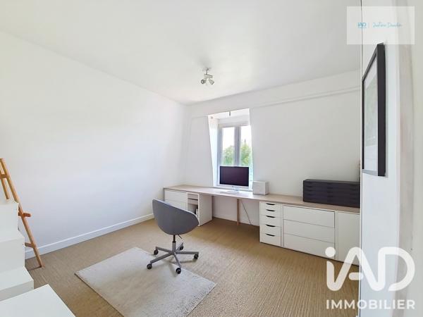Maison à vendre 9 pièces 225 m² Le Coudray-Montceaux